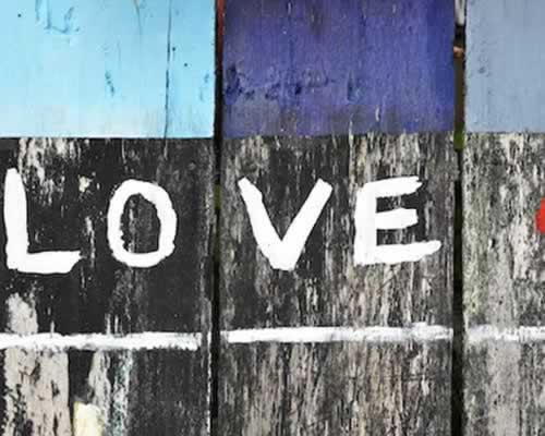 人缘差的男人,逃不掉这三个特征,女人要趁早远离