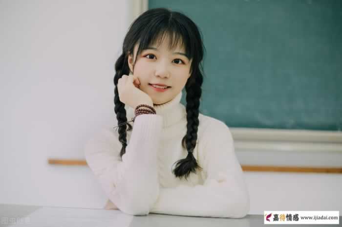 三招让女生爱上和你聊天(图1)