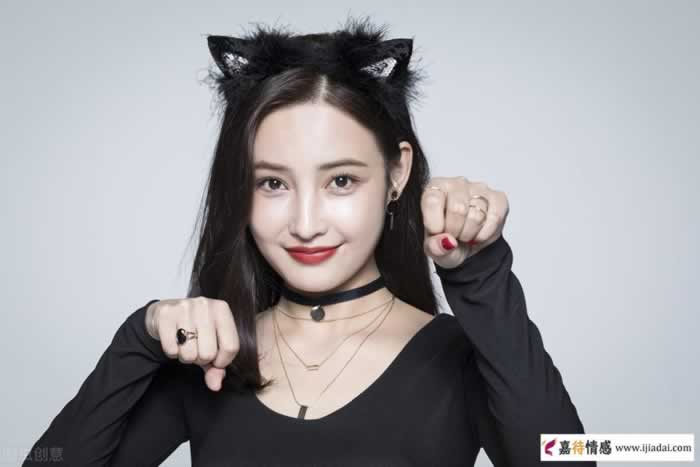 女人有意跟你发展关系，一般会默许你哪些行为呢？(图2)