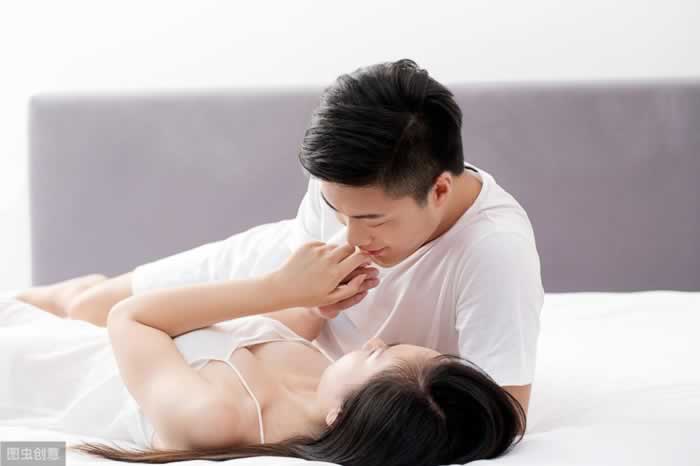 懂得示弱的女人，更能虏获男人的心(图2)