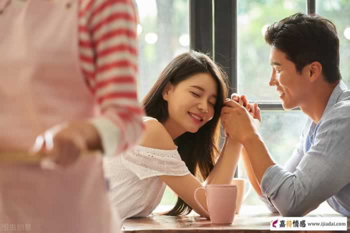 两性相处中女人命好，从敢发脾气开始(图1)