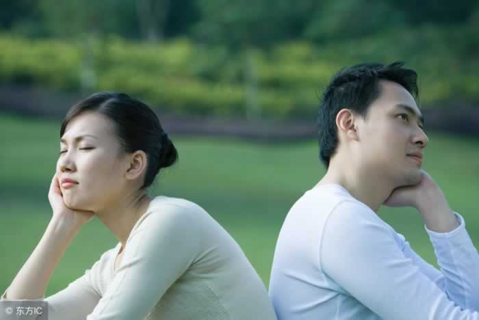争吵时,老婆有这3个表现,说明你娶对了人(图2) 争吵时,老婆有这3个表现,说明你娶对了人(图2)