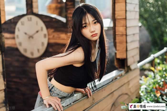 女人不爱你，却又接受你的好，原因无非两个(图1)