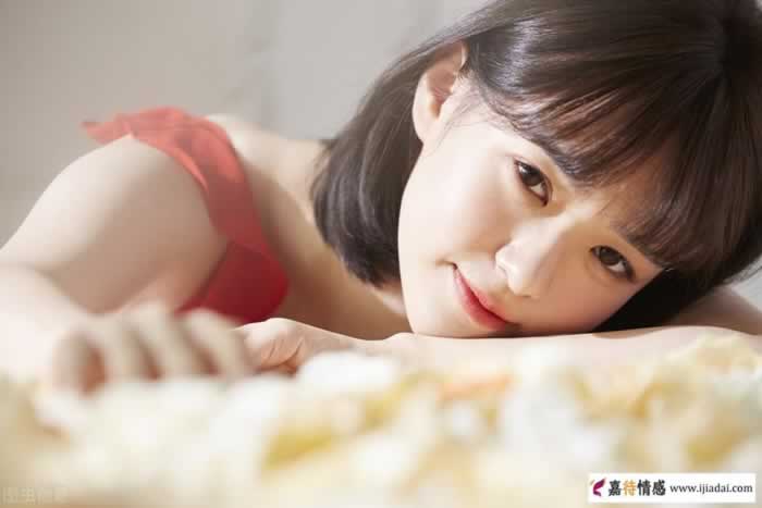 如何判断女人是否单身，这2个细节会暴露出来(图2)