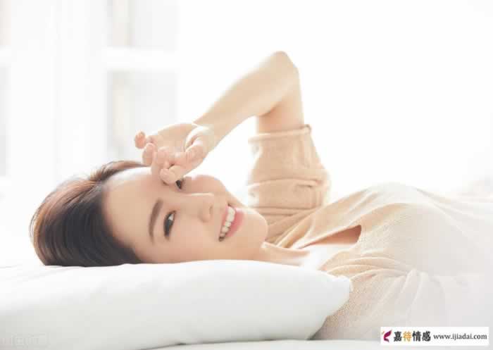异性缘差的男人，多半不会让女人操心(图1)