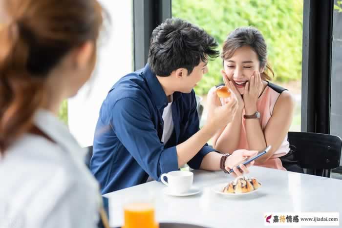 男人对你哭穷，离不开这3个原因(图1)