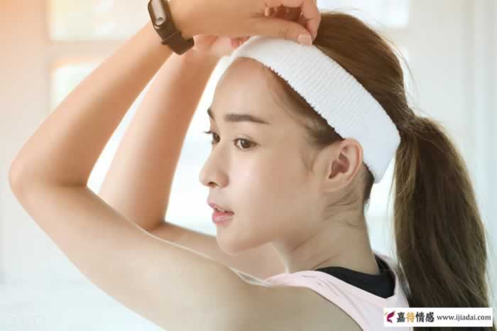 丈夫为什么会讨厌妻子的“男性”朋友？(图2)