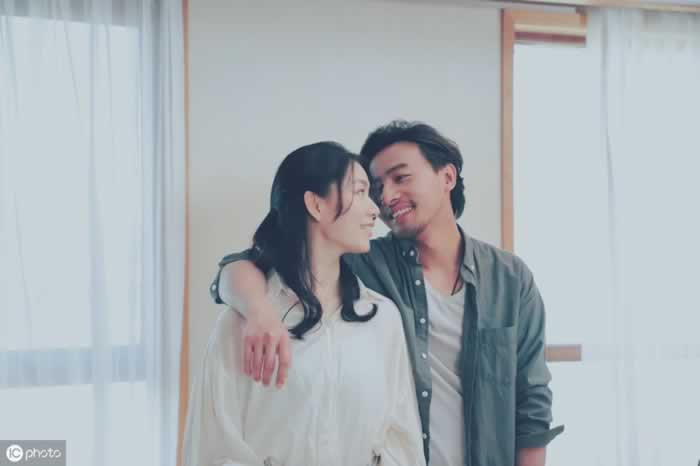 分手后，不要伤心难过，试试这六个方法 ！(图1)