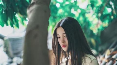 男人忘不了一个人和女人忘不了一个人，有什么区别？(图1)