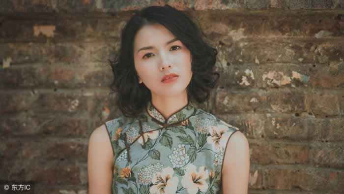 最打动男人的是女人的“柔”,学会这几招激起男人的爱怜和保护欲(图2) 最打动男人的是女人的“柔”,学会这几招激起男人的爱怜和保护欲(图2)