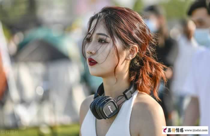品位差的女人，会暴露出这3方面的缺陷(图1)