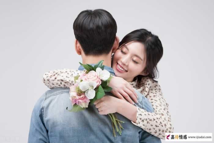 女人还是原配好，离婚娶了小娇妻，肠子悔青了(图5)
