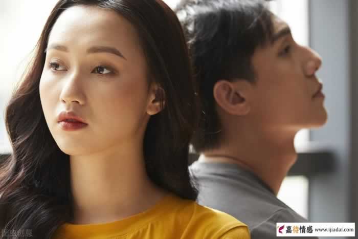 两性交往时女人生气了要不要哄？(图2)