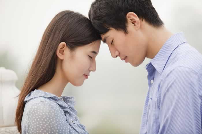 前男友又来联系，是出于什么想法？分手后他会想你吗？(图1)
